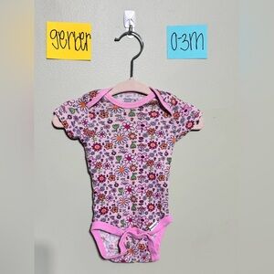 NWOT Gerber Pink Floral Infant Bodysuit, 0-3M